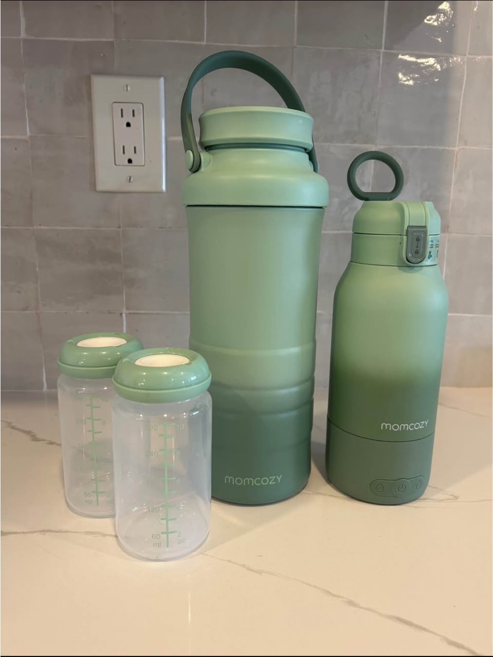 Momcozy On-the-Go Bundle: Portable Baby Bottle Warmer + 22oz Baby Bottle Cooler